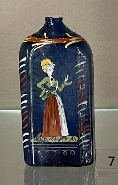 Cordialbottle front.jpg
